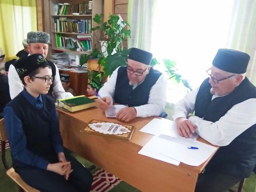 Күәм авылы мәчетендә балалар арасында бәйге үтте