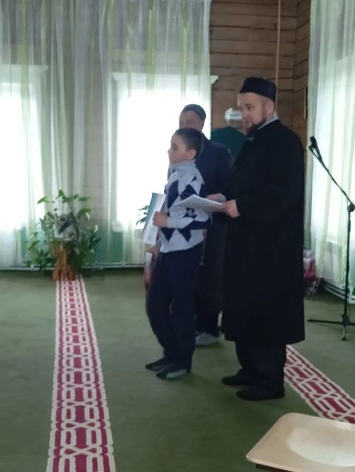 Күәм авылы мәчетендә балалар арасында бәйге үтте