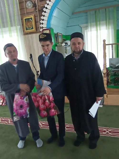 Күәм авылы мәчетендә балалар арасында бәйге үтте