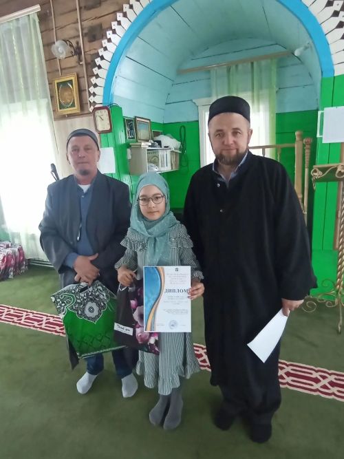 Күәм авылы мәчетендә балалар арасында бәйге үтте