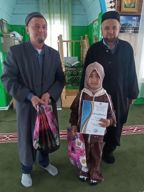 Күәм авылы мәчетендә балалар арасында бәйге үтте