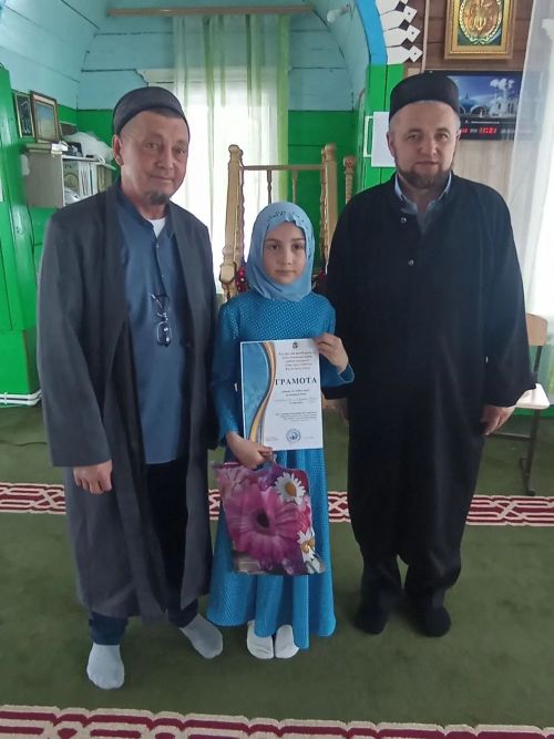 Күәм авылы мәчетендә балалар арасында бәйге үтте