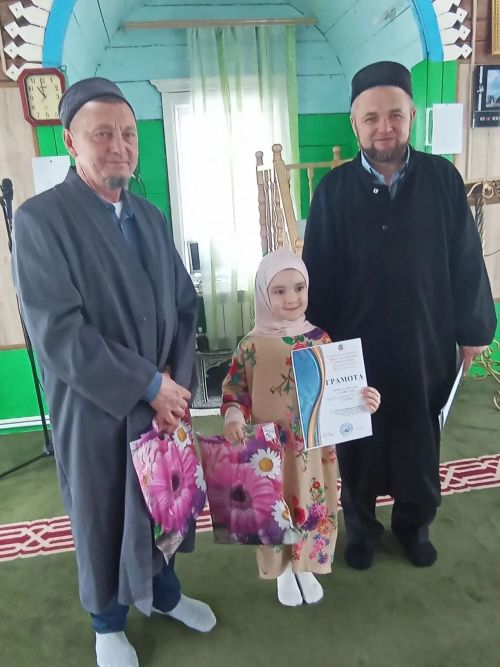 Күәм авылы мәчетендә балалар арасында бәйге үтте