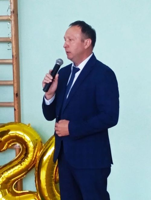 Олы Әтнә урта мәктәбендәге «Соңгы кыңгырау»дан фоторепортаж