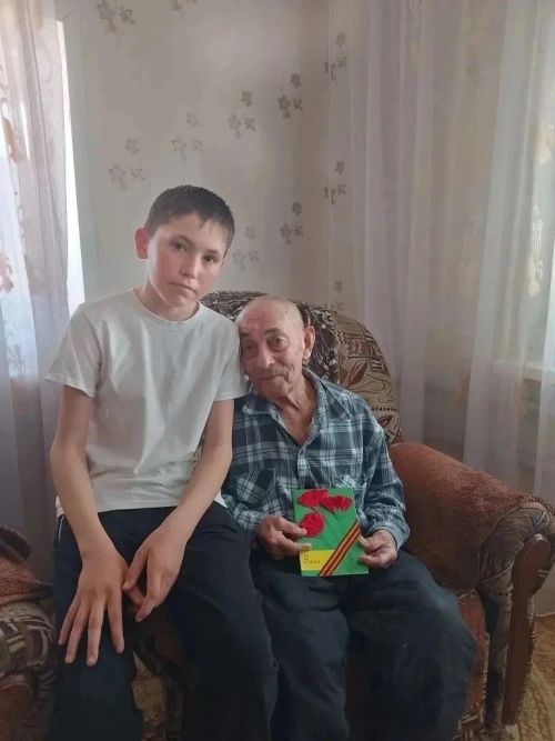 Бөтенроссия «Җиңү кайтавазы» акциясе: күңел җылысы белән ясалган открыткалар
