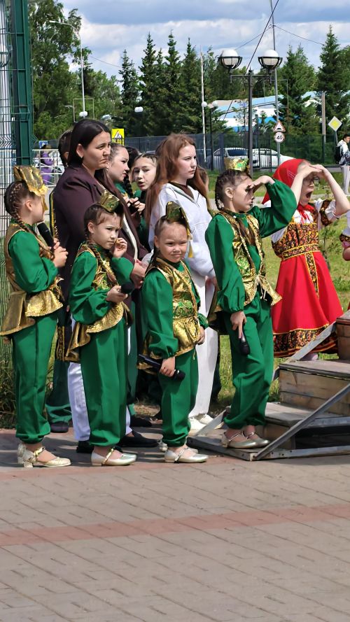 1 июнь - Халыкара балаларны яклау көне
