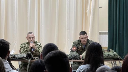 «Чулпан» лагеренда мөһим очрашу: патриотик тәрбия