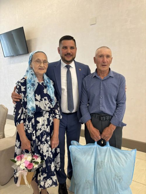 Гаилә, мәхәббәт һәм тугрылык көне уңаеннан «Кала тау» ресторанында бик матур, күңелгә үтеп керерлек, рухи чара узды
