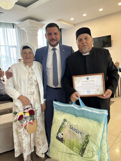 Гаилә, мәхәббәт һәм тугрылык көне уңаеннан «Кала тау» ресторанында бик матур, күңелгә үтеп керерлек, рухи чара узды