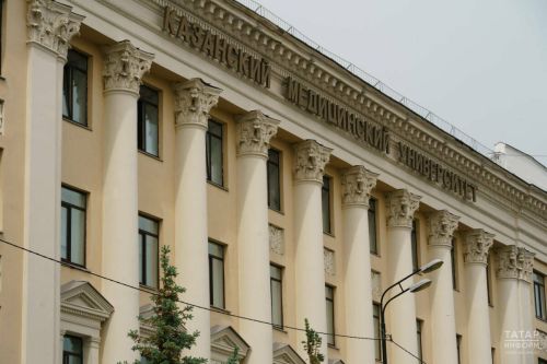 Мурашко Айрат Фәрраховны КДМУ ректоры итеп билгеләү турындагы боерыкка кул куйды