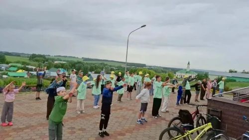 «Ура, авылга»- туган якка мәхәббәт тәрбияли