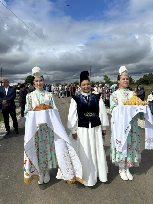 Кече Әтнә авылында тарихи вакыйга - капиталь ремонттан соң мәдәният йорты кабат ишекләрен ачты