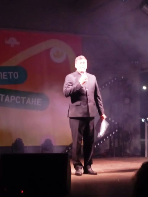 Әтнәдә Республика көне