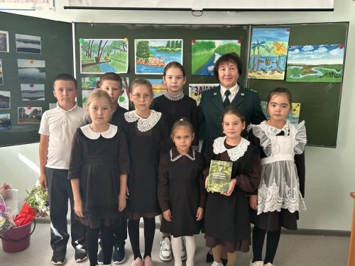 «Ашыт» тыюлыгы белгечләре - Яңа Шашы мәктәбендә