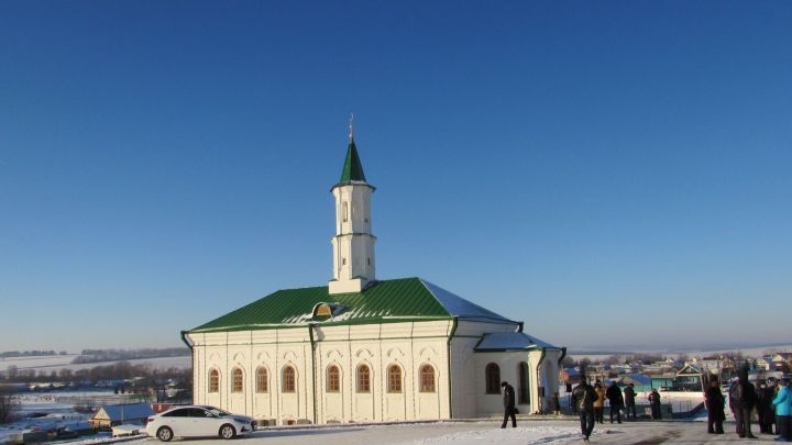 Бүген аязучан болытлы һава