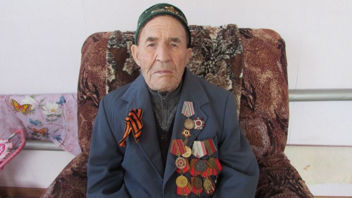 “Искә төшә дә, үзәкләр өзелә” : Бөек Ватан сугышы ветераны Рәхим Мозаффаров