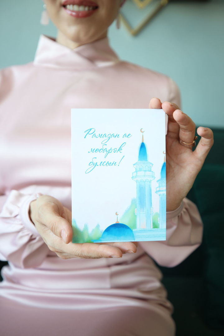 "Хатлар йорты" Рамазанга мөселман открыткаларының беренче сериясен чыгарды