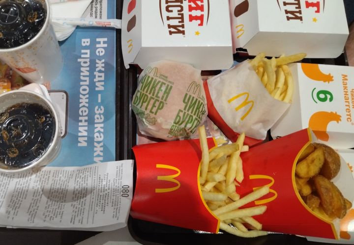 McDonald's Россиядәге рестораннарын вакытлыча ябып тора