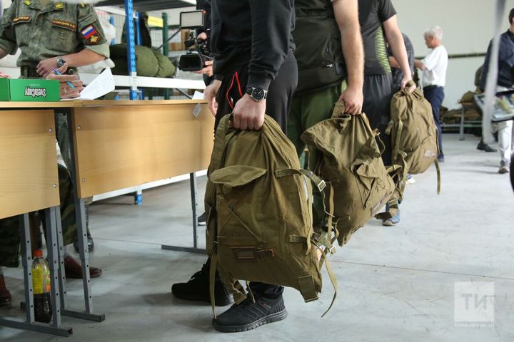 Путин гражданнарны хәрби комиссариатка килмичә генә исәпкә кую турында хәбәр итәргә кушты