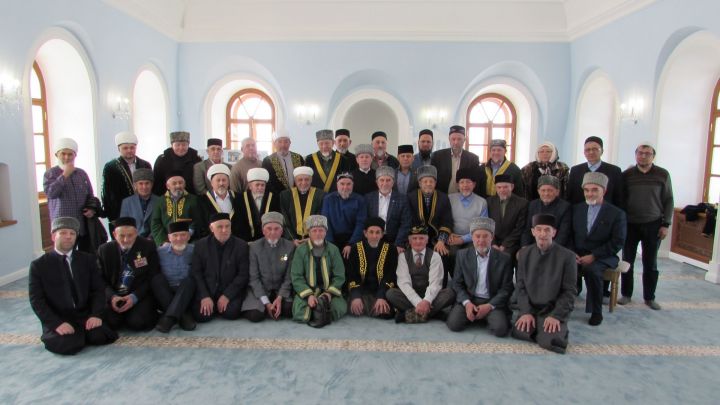 “Аксакаллар” Әтнә җиренә сокландылар