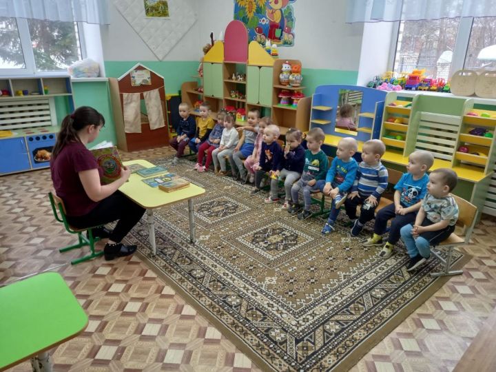Олы Әтнә балалар бакчасында «Татарча китап атналыгы» узды