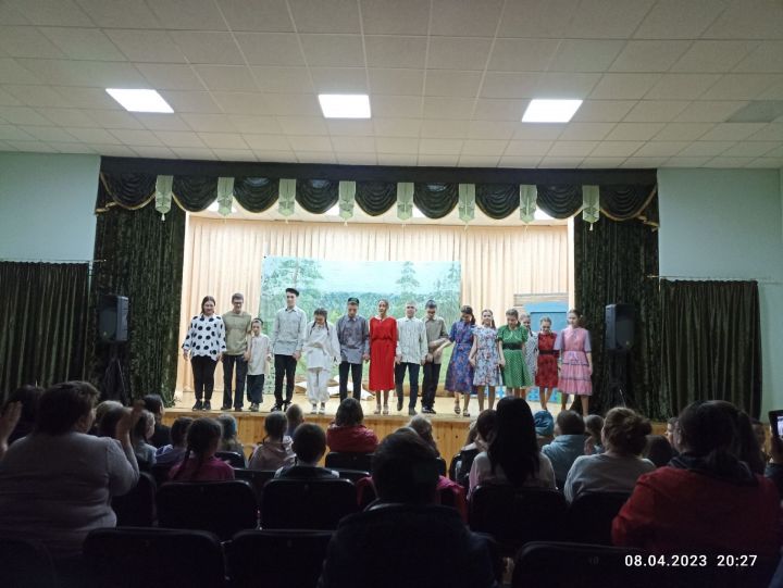 Зур концерт тамаша күрсәттеләр