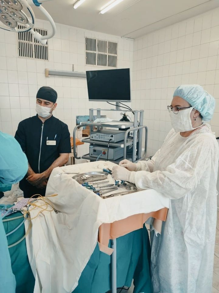 Әтнә район үзәк больницасында лапароскопия ысулы белән беренче гинекология буенча операция узды