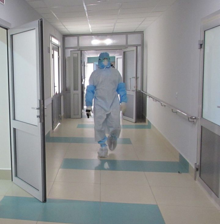 Россиядә бер атна эчендә коронавирус белән авыручы 1172 кешене хастаханәгә салганнар