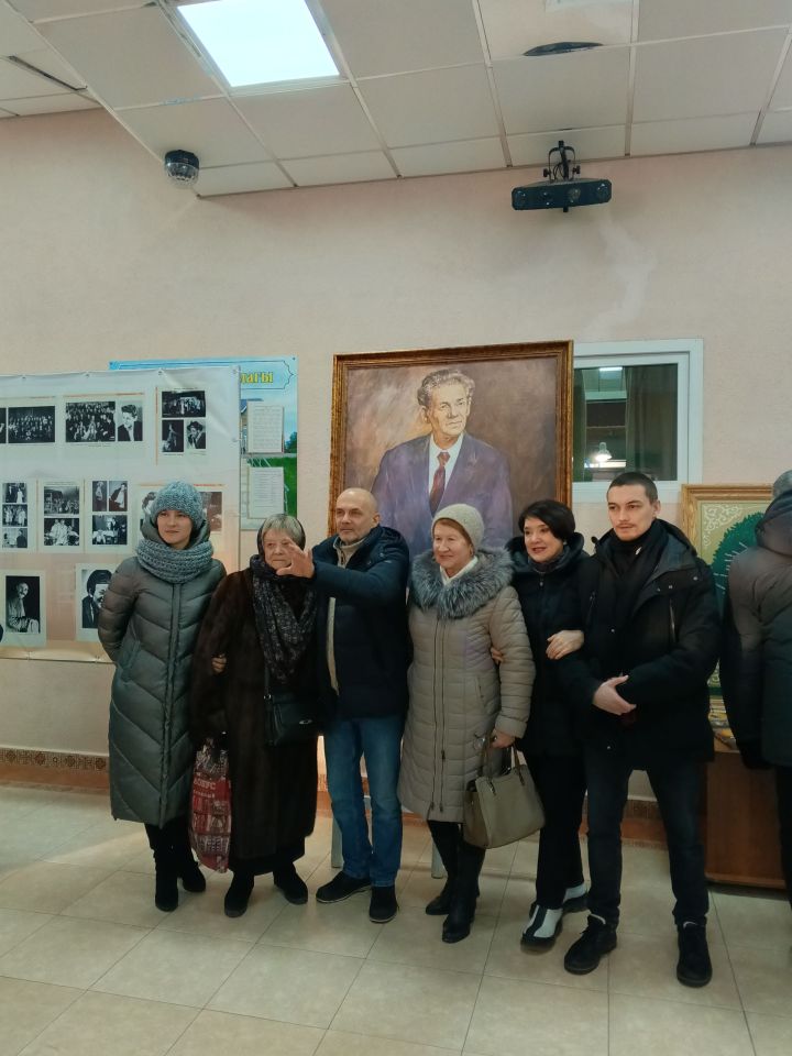 Бәрәскә мәдәният йортына Рәфкать Бикчәнтәев исеме бирелде