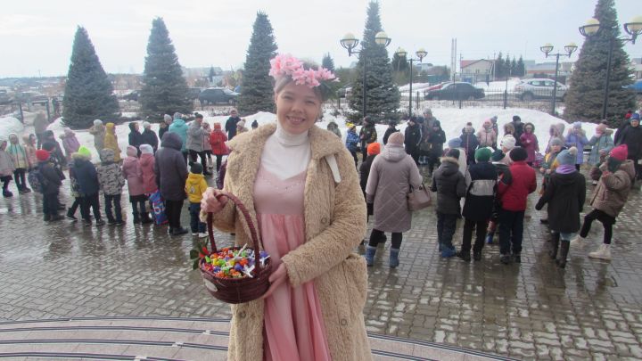 Габдулла Тукай исемендәге Әтнә татар дәүләт драма театры бинасы каршында Нәүрүз бәйрәме узачак