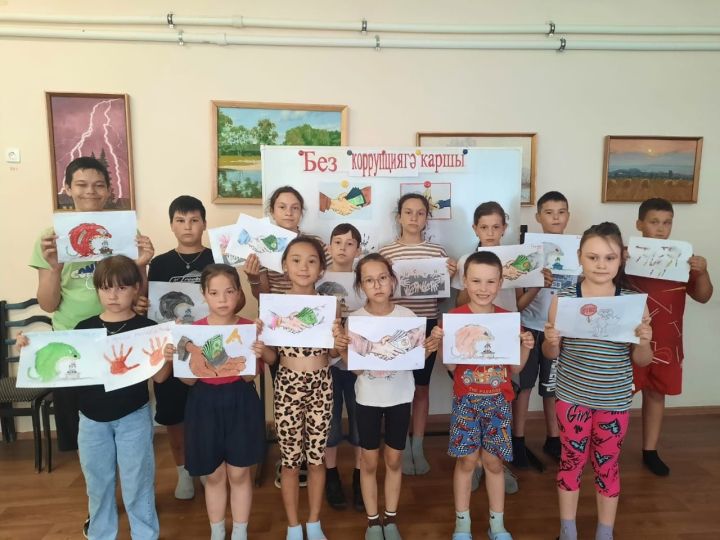 «Дуслык» мәктәп яны лагеренда коррупциягә каршы чаралар узды