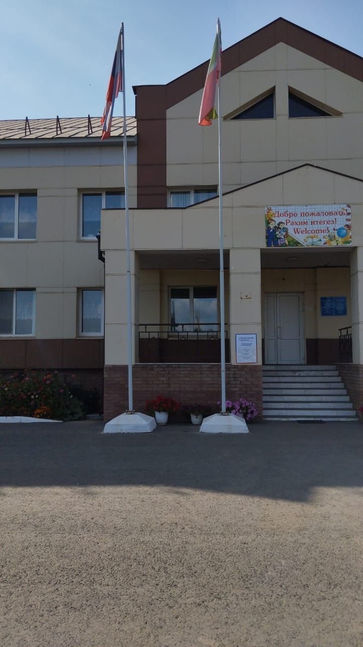 №1015 сайлау участогында 14.00 сәгатькә 57 % сайлаучы үз тавышын биргән