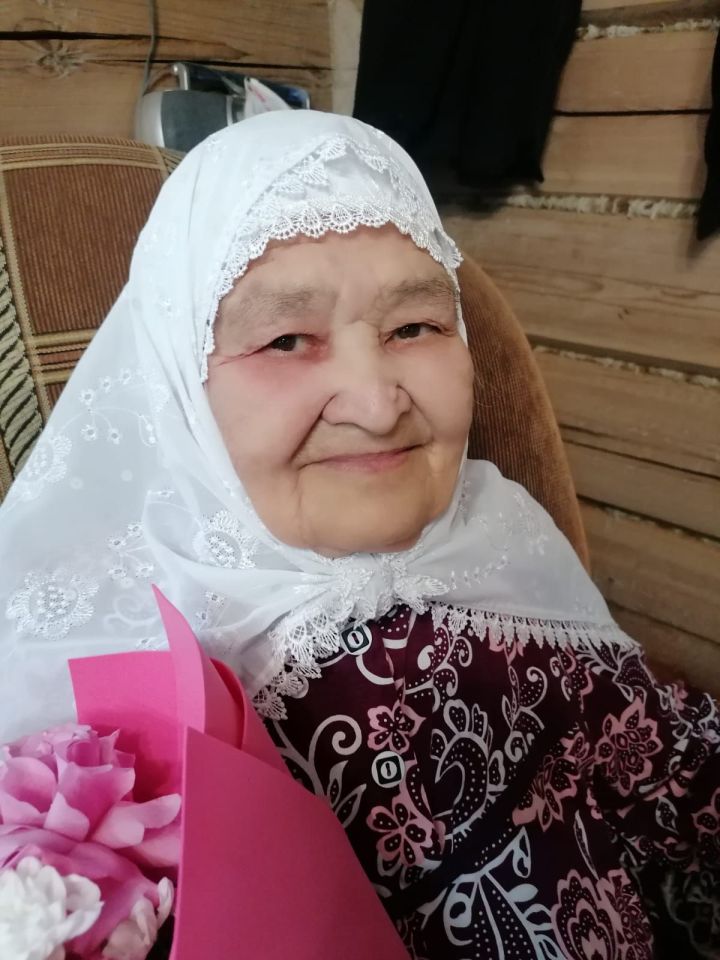 «Җәннәттә яшим»