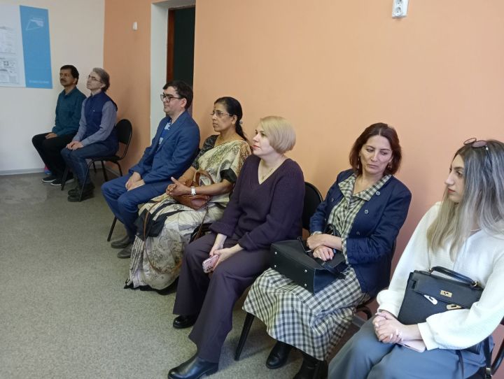 Күәм урта мәктәбенә Казан федераль университетыннан вәкилләр килде