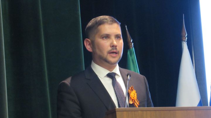 Әтнәнең ел вакыйгасы: район башлыгы бертавыштан сайланды