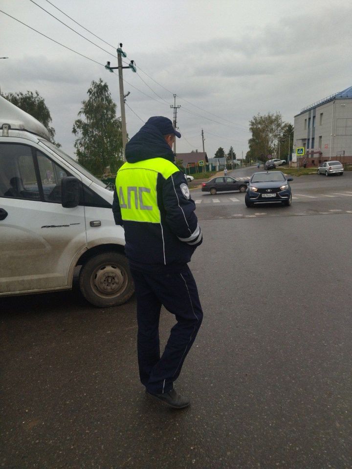 Тормышка төкереп карамыйк