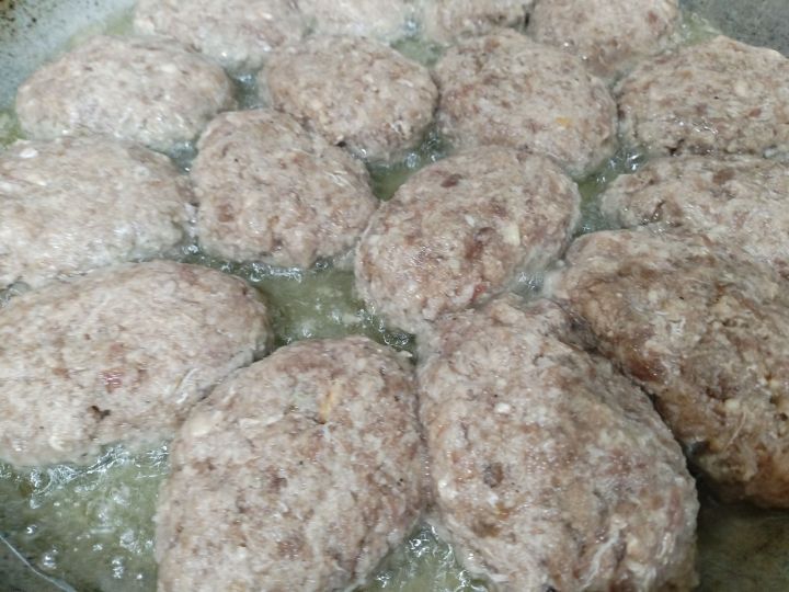 Йомшак котлета серләре