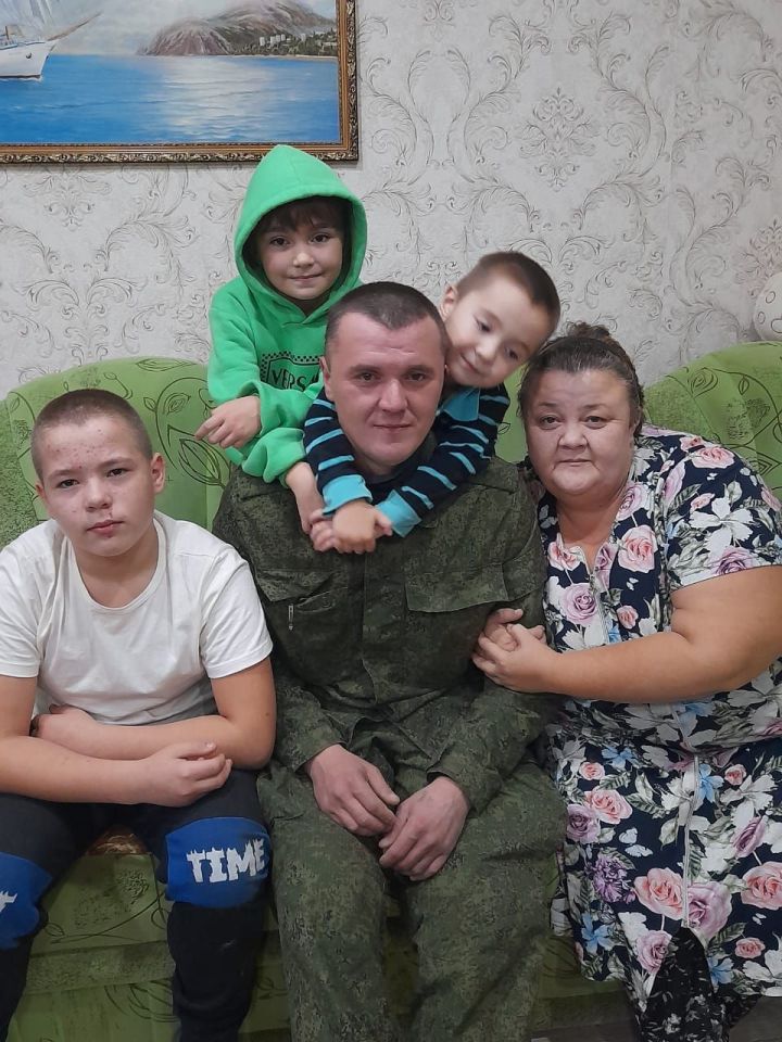 Эльвира Җиһаншина: “Улым белән горурланам”