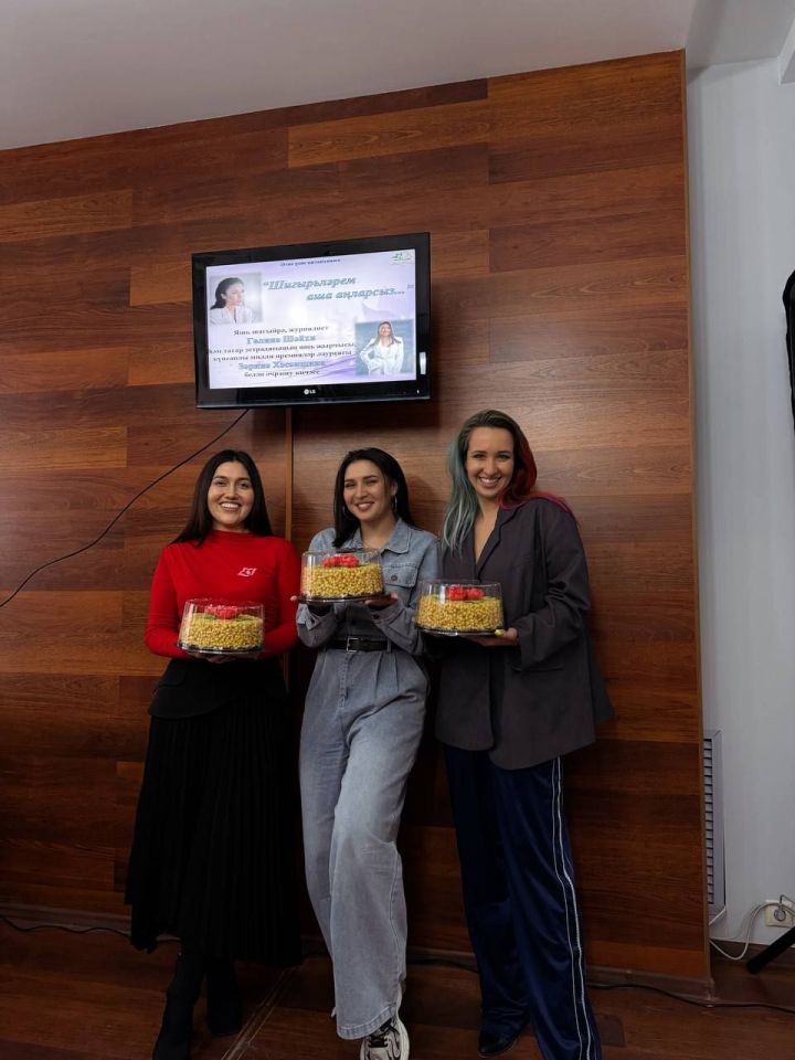 «Шигырьләрем аша аңларсыз…»