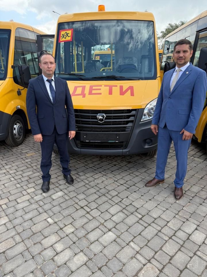 Олы Әтнә урта мәктәбе яңа уңайлы автобус бирелде