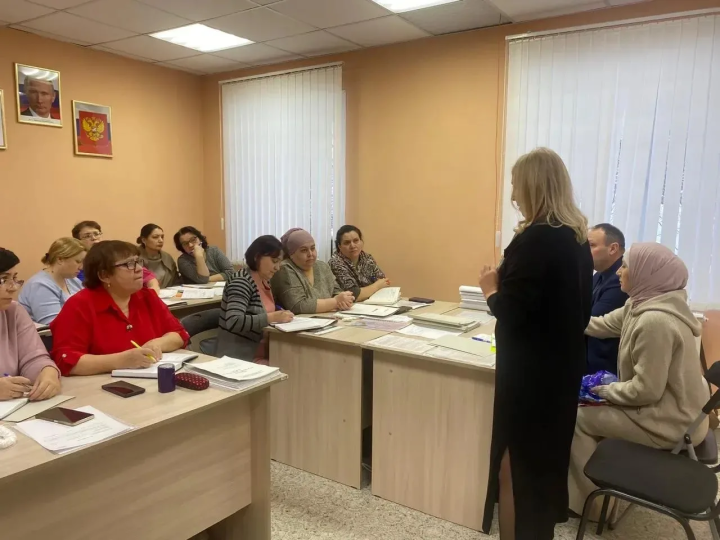 Әтнә районында балалар бакчалары җитәкчеләре өчен архив  эше буенча семинар узды