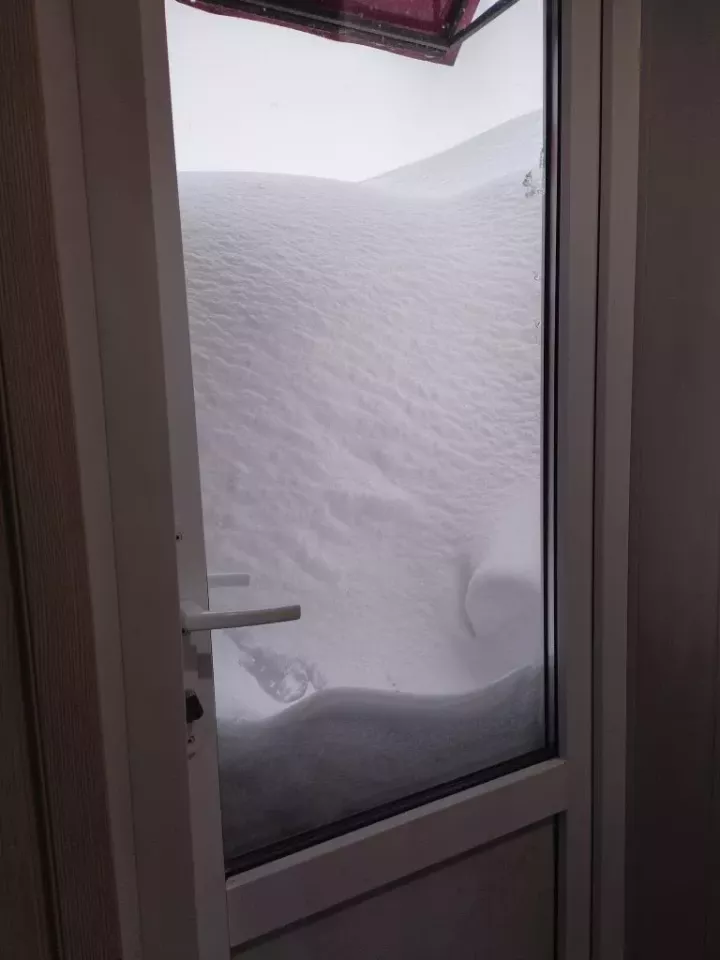 Кар түбәне басарга мөмкин