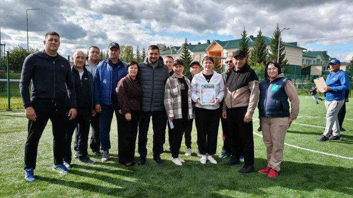 Әтнәдә Республика көне уңаеннан зур чара узды