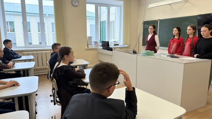 Әтнә мәктәбендә терроризмга каршы әңгәмә һәм «Капля жизни» акциясе узды